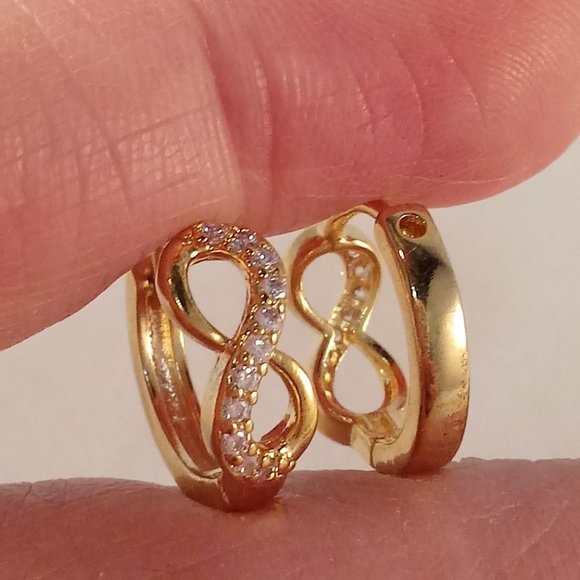 18K Yellow Gold Filled Infinity 8 Diamond Zircon Hoop Earrings 14mm Party Gift - Picture 5 of 5